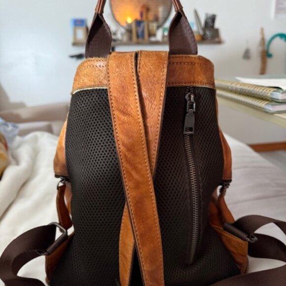 LEATHER OCEAN BACKPACK - Picture 5 of 5